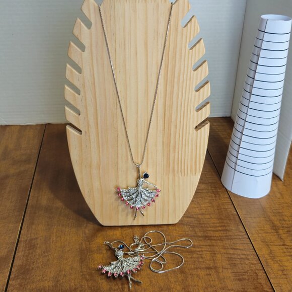 Ballet Dancer Necklaces Lot of 2 - Picture 9 of 9
